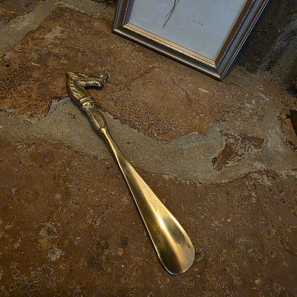 Vintage Solid Brass Horse Head Finial Long Handled Shoehorn Equestrian Valet